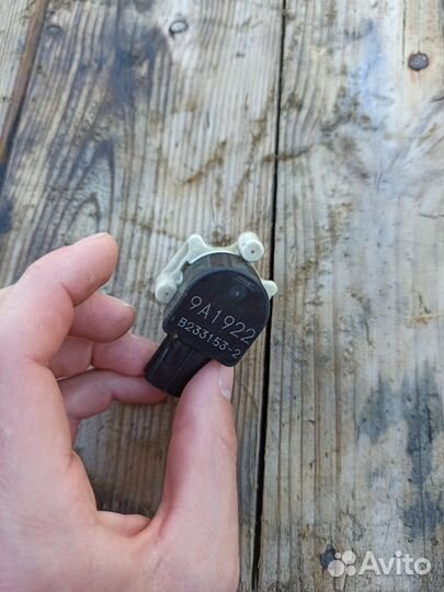 Датчик положения кузова Toyota, Lexus, Mitsubishi