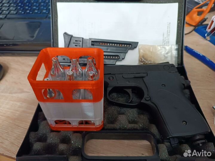 Контейнер для баллонов CO2