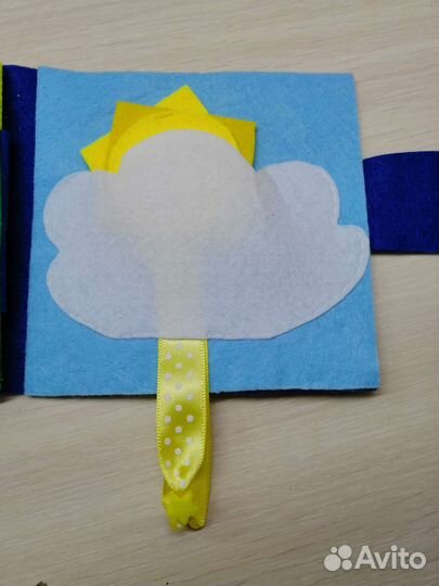 Книжка развивающая из фетра для малышей новая