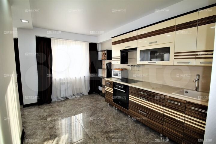 3-к. квартира, 77 м², 6/9 эт.