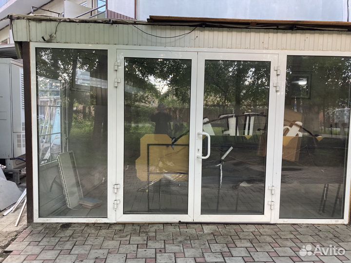 Металлопластиковые окна (витраж) бу