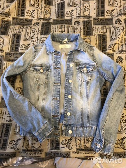 Куртка джинсовая