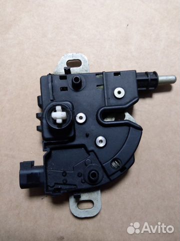 Новый оригинальный замок капота Ford Focus