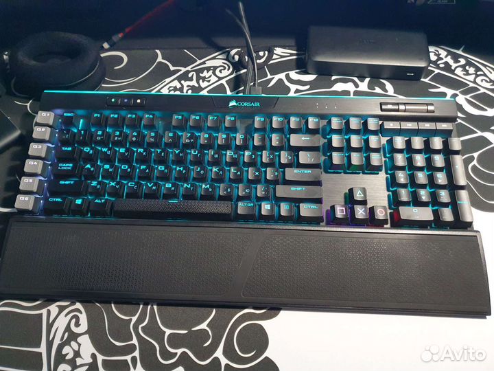 Механическая клавиатура Corsair k95 platinum