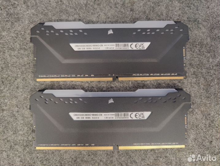 DDR4 Corsair Vengeance RGB PRO 64 Гб 32x2 3600/18