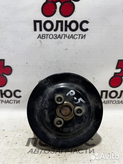 Помпа Фольксваген Поло 5