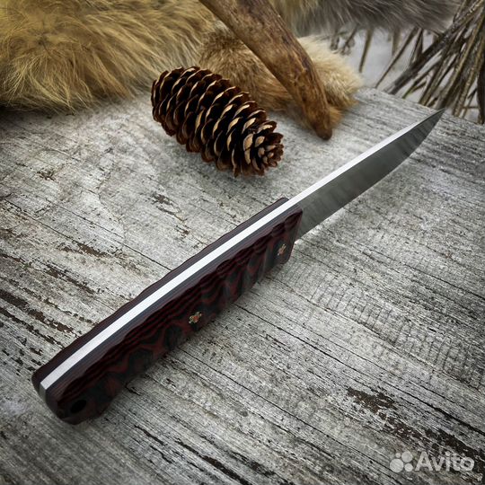 Микарта черно-красного цвета № 25