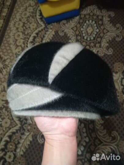 Норковая и меховая шапки для женщин