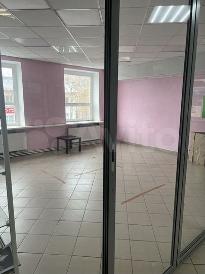 Свободного назначения, 250 м²