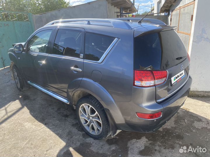 Citroen C-Crosser 2.4 CVT, 2009, битый, 160 000 км