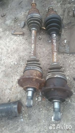 Привода задние mitsubishi pajero 3 3,2 AT DT