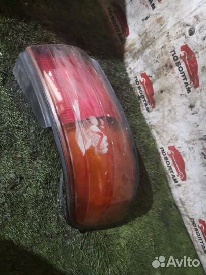 Стоп-сигнал задний левый Toyota Camry SV30 4S-FE