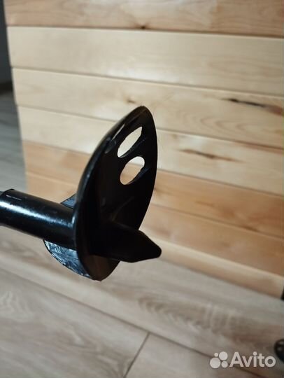 Детские лыжи 130,палки 100,ботинки 31