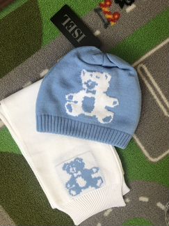 Шапка и шарфик в комплекте новые