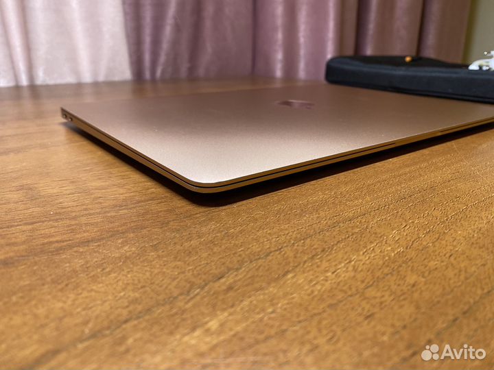 Apple macbook Air 13 retina 2019