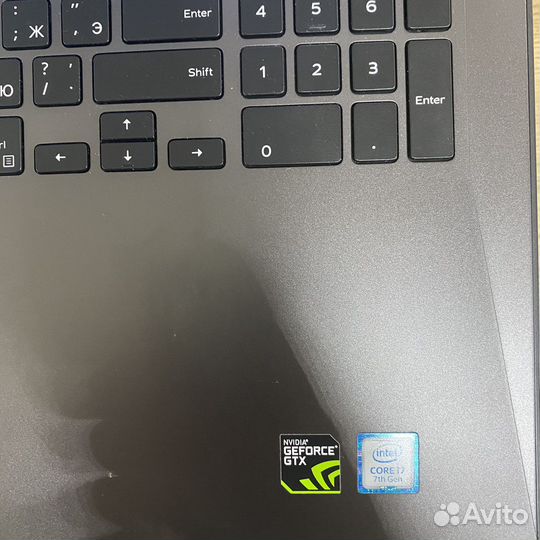 Ноутбук dell inspiron 7577