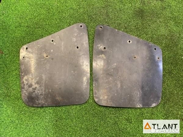 Брызговик задний mitsubishi pajero junior