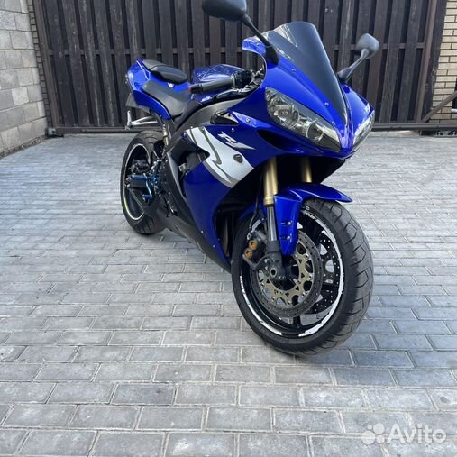 Кэнди ультрамарин Yamaha r1