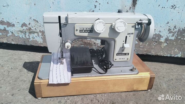 Швейная машина Чайка 3