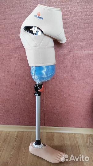 Протез правой ноги