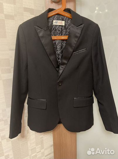 Пиджак на мальчика 134 HM