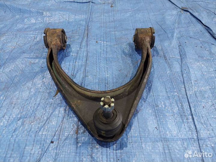 Рычаг верхний передний правый jzs171 Crown