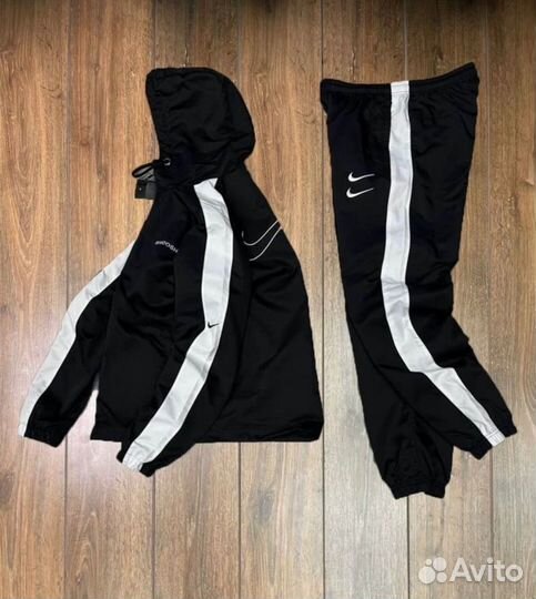 Nike костюм