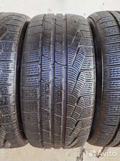 Pirelli Winter Sottozero 210 245/40 R18 108W