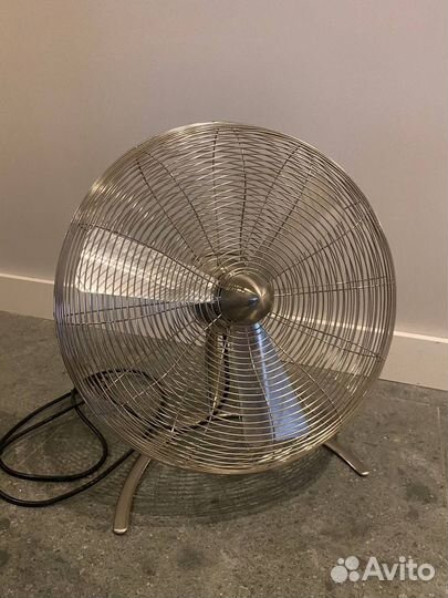 Вентилятор Stadler Form charly