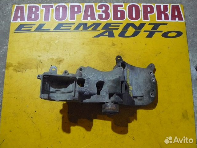 Кронштейн генератора для Renault Logan 2013г
