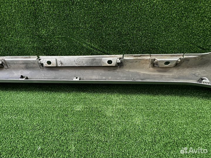 Правая накладка порога Toyota Prado 150