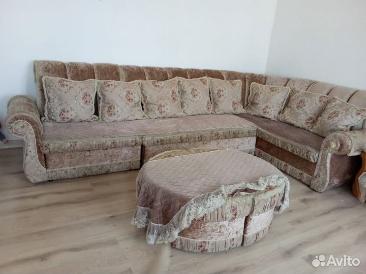 Угловой диван