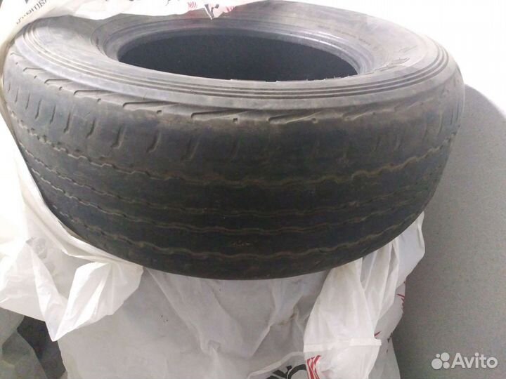 Dunlop Axiom Plus 285/65 R17