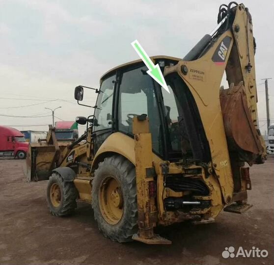 Стекло заднее цельное Caterpillar 428e/ 432e/ 434e