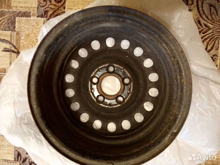 Автомобильные диски r15