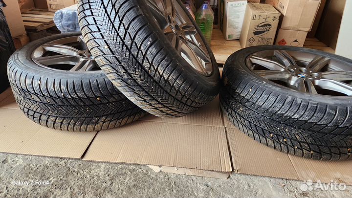 Bridgestone Blizzak LM-001 275/45 R20 V