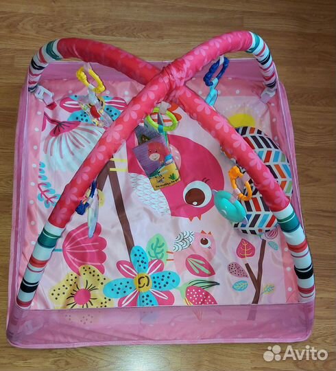 Развивающийся коврик-манеж