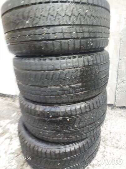 Triangle PL02 235/50 R19