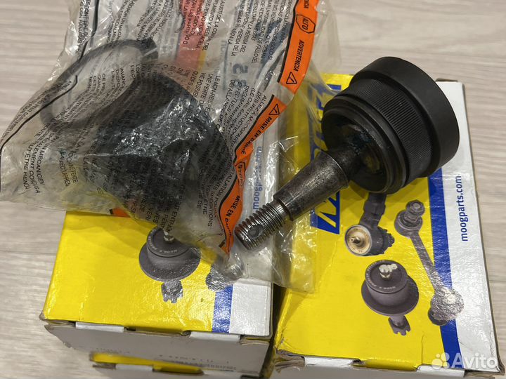 Шаровая опора верхняя Ford Explorer 4
