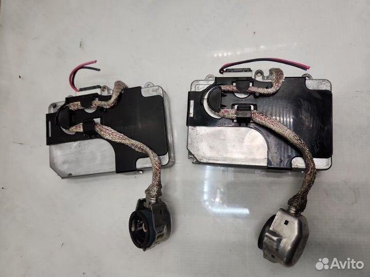 Блок розжига ксенона Lexus Rx300 2 3mzfe 2003-2009