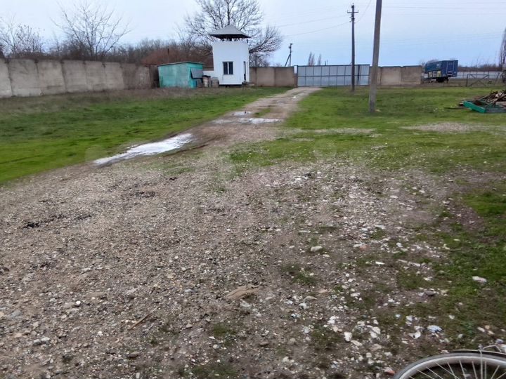 Участок 1,89 га (промназначения)