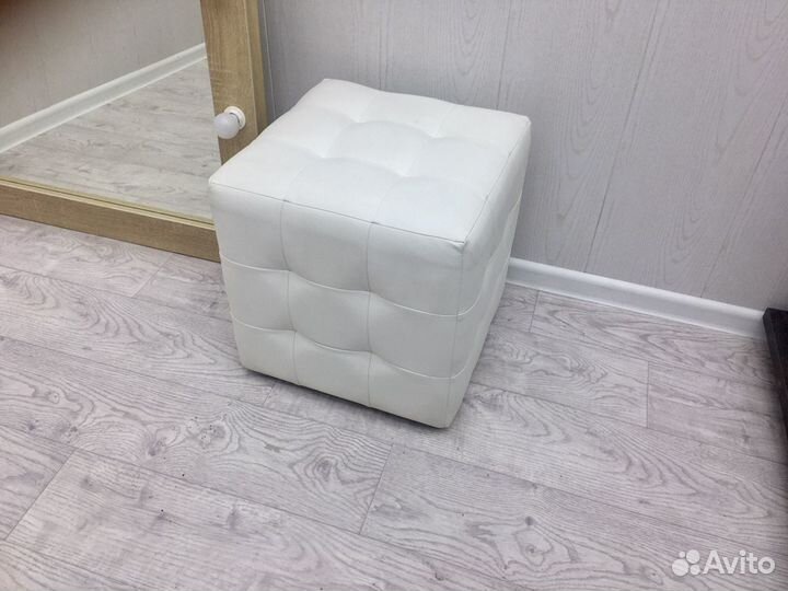 Зеркало напольное с подсветкой