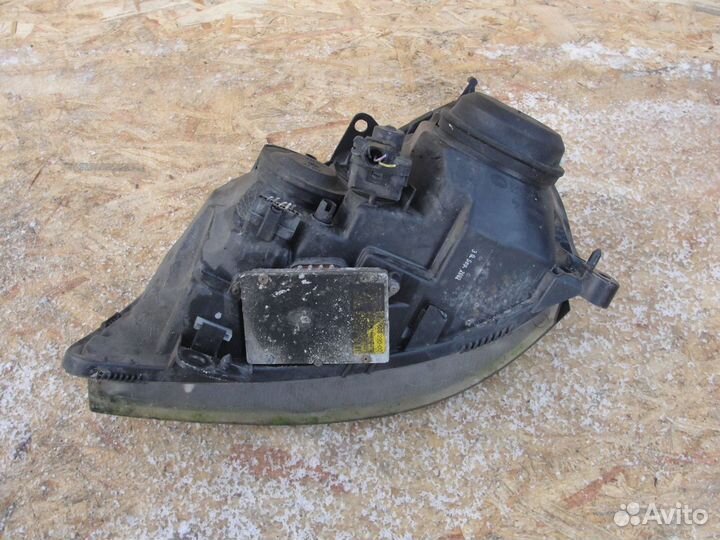 Фара правая ксенон renault clio