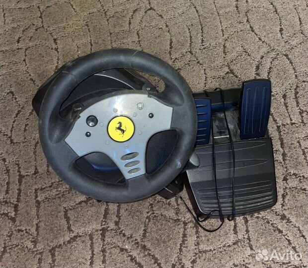 Игровой руль thrustmaster