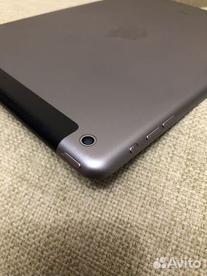 iPad Air 64GB WiFi+Cellular