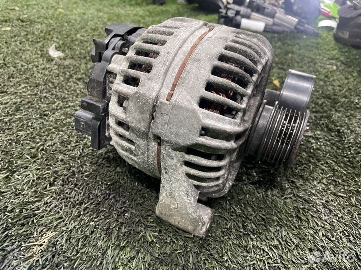 Генератор Bmw 5 E60 M54B30 2003