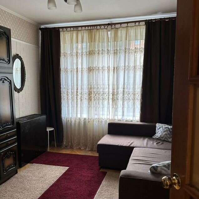 Комната 13 м² в 3-к., 3/8 эт.