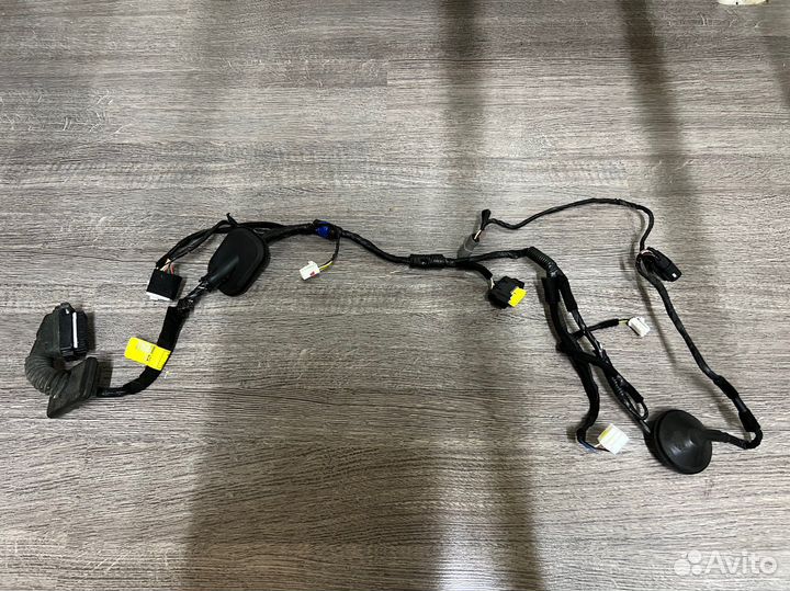 Проводка двери передней правой Hyundai i40 VF