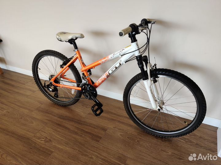 Велосипед подростковый GT Laguna 24