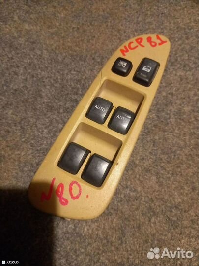 Блок упр. стеклоподьемниками на toyota sienta NCP8